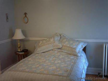 Four Creeks Bed & Breakfast Girard ห้อง รูปภาพ