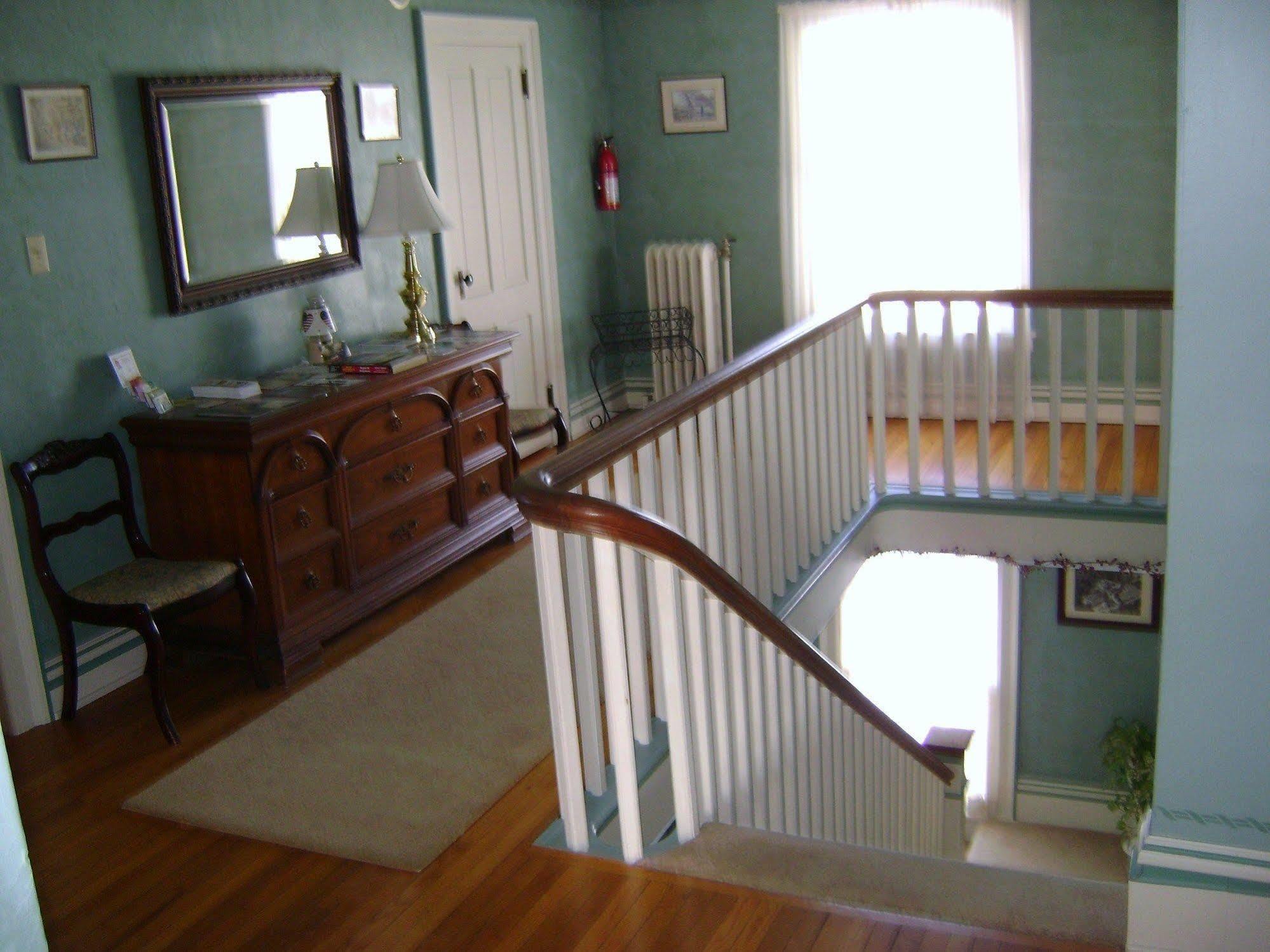 Four Creeks Bed & Breakfast Girard ภายนอก รูปภาพ